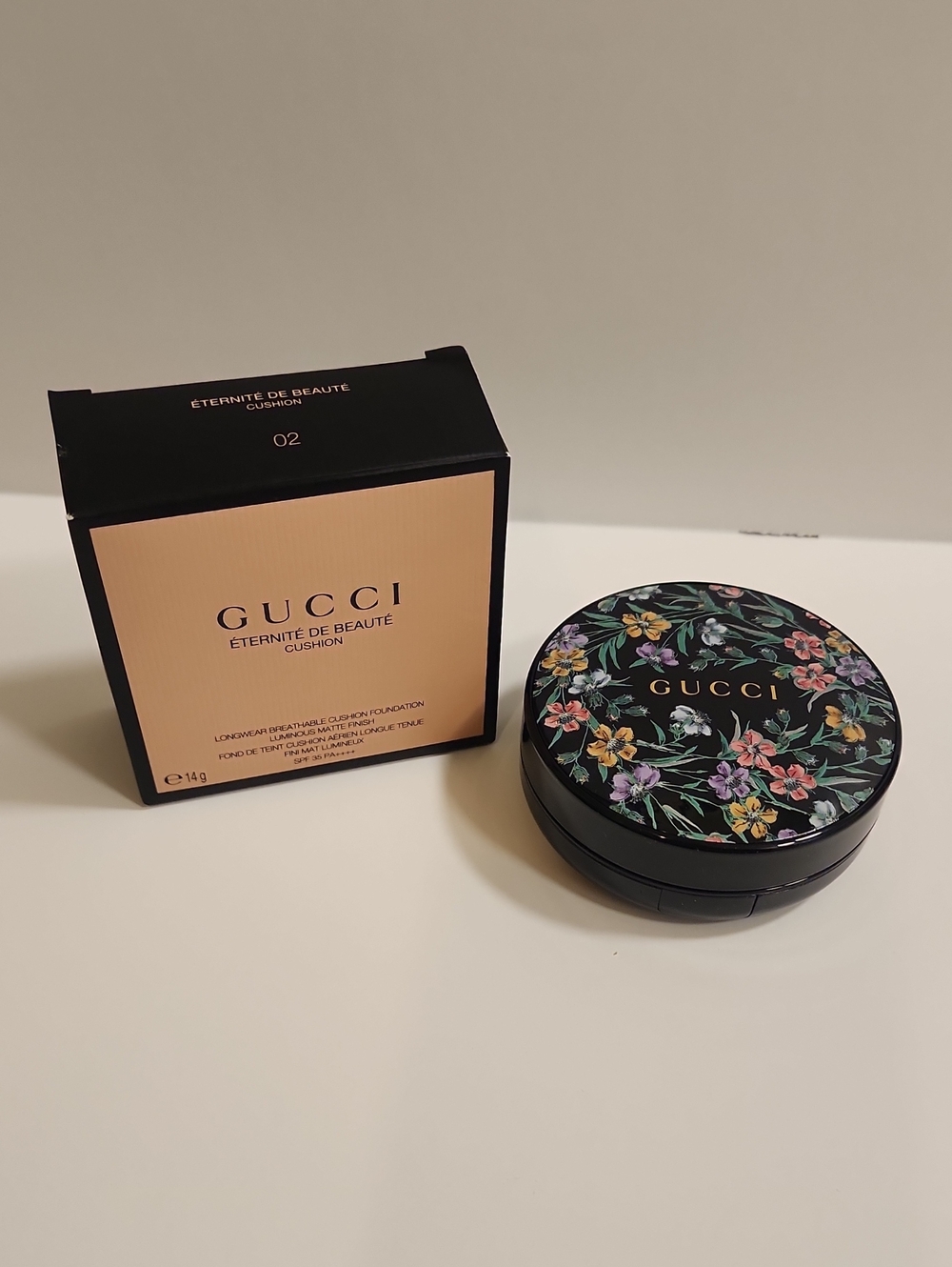 Gucci Éternité De BCushion Foundation Compact